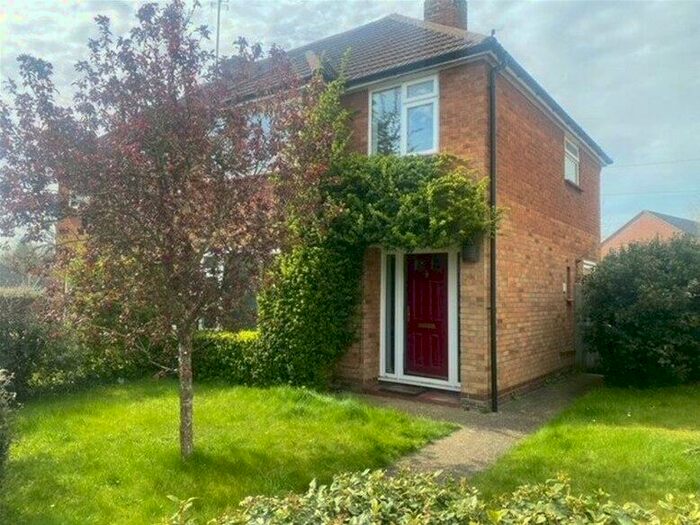 3 Bedroom House To Rent In Aston Rise, HItchin, Hitchin, SG4