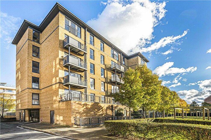 2 Bedroom Apartment To Rent In Spa Road, London, SE16