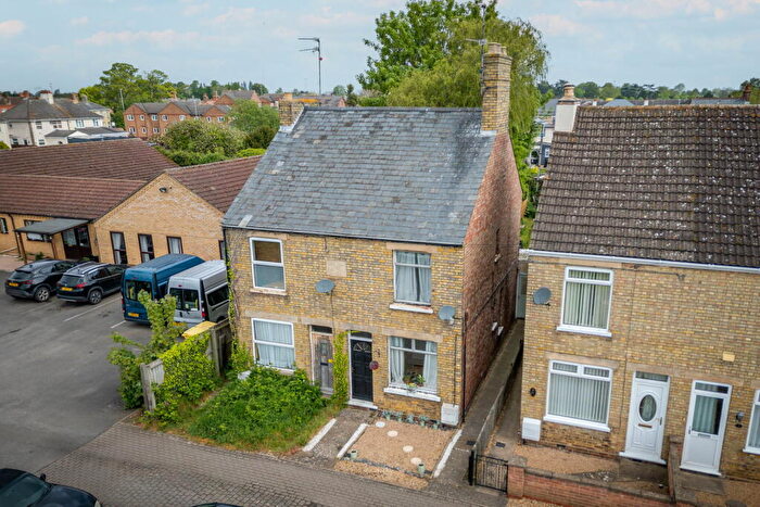 3 Bedroom End Of Terrace House For Sale In Belmont Road, March, PE15