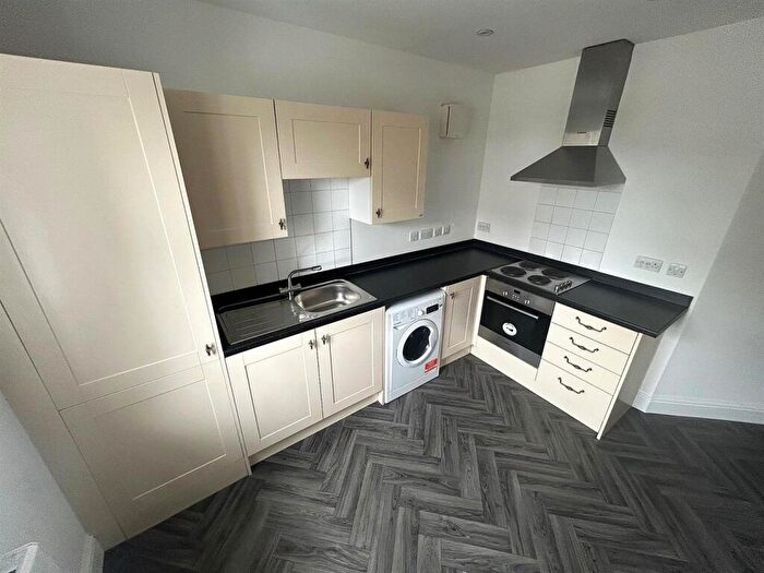 1 Bedroom Flat To Rent In High Road, Ilford, IG1