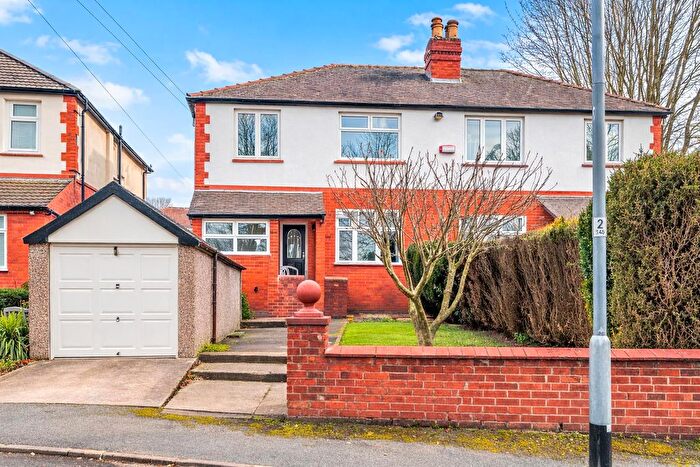 3 Bedroom Semi Detached House For Sale In Westfield Avenue, Leeds, LS12
