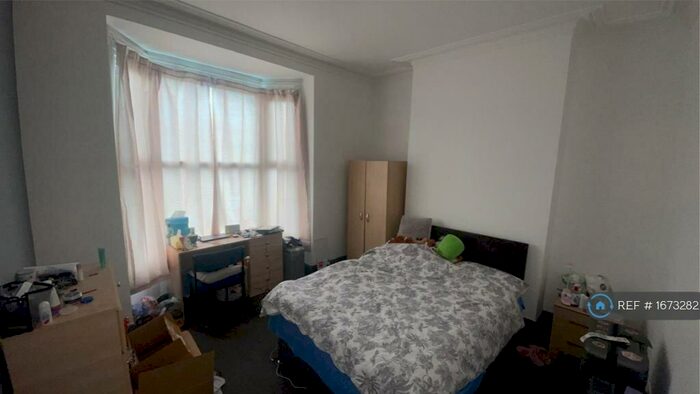 3 Bedroom Terraced House To Rent In Lambert Street, Hull, HU5