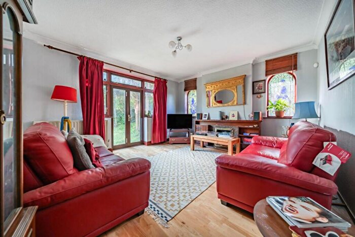 3 Bedroom Detached Bungalow For Sale In Court Road, Orpington, BR6