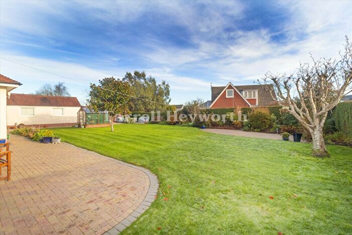 2 Bedroom Bungalow For Sale In Pilling Lane, Preesall, Poulton Le Fylde, FY6