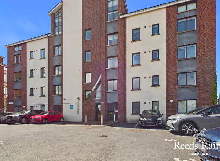 2 Bedroom Apartment / Flats For Sale In Apartment Mossvale House Short Strand, Belfas, Belfast, BT5