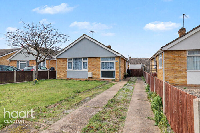 2 Bedroom Detached Bungalow For Sale In St Helens Avenue, Clacton-On-Sea, CO15