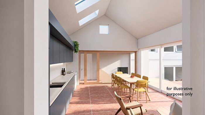 2 Bedroom Semi Detached House For Sale In Worrall Road, Clifton, Bristol, BS8
