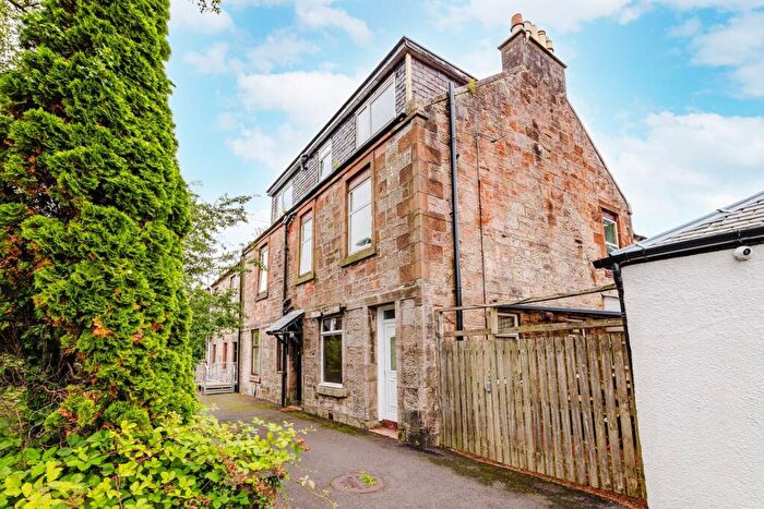 3 Bedroom Flat For Sale In Bowling Green Lane, Galston, KA4