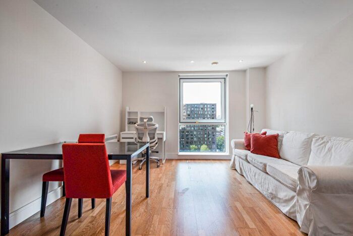 1 Bedroom Flat To Rent In Prestons Road, Blackwall, E14