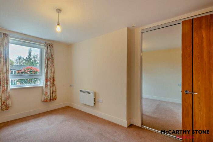 1 Bedroom Apartment For Sale In Wherry Court, Yarmouth Road, Thorpe St. Andrew, Norwich, NR7