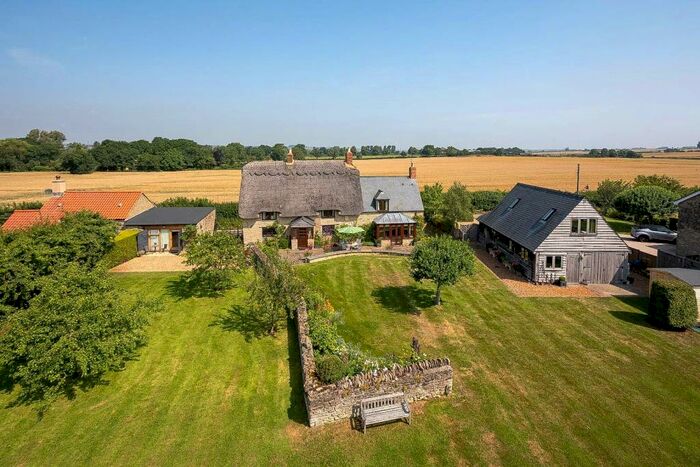 3 Bedroom Detached House For Sale In Blackmile Lane, Grendon, Northamptonshire, NN7