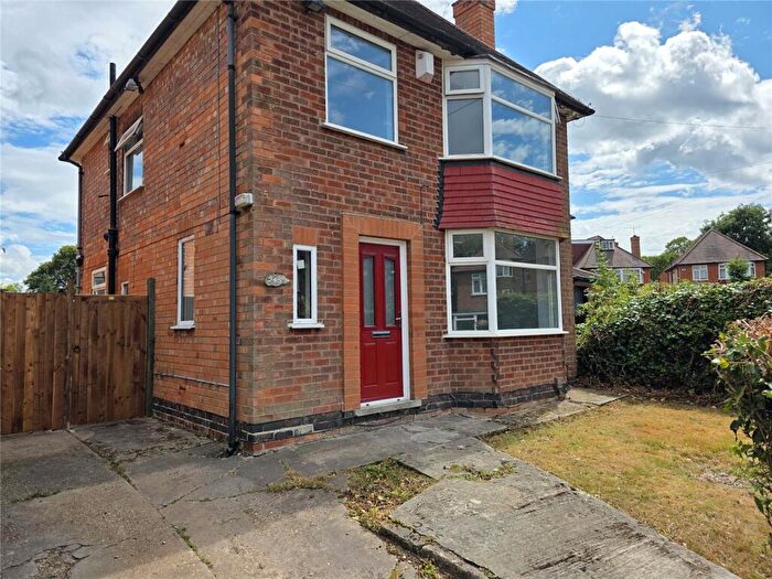 3 Bedroom Detached House To Rent In Charlbury Road, Wollaton, Nottingham, NG8