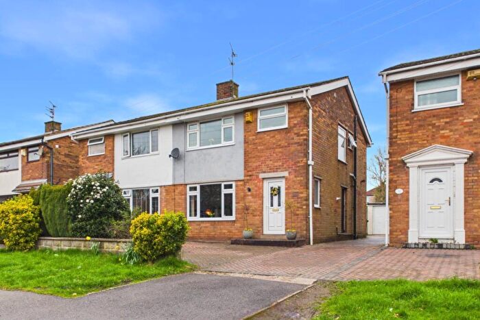 3 Bedroom Semi Detached House For Sale In Hollinsend Road, Gleadless., S12