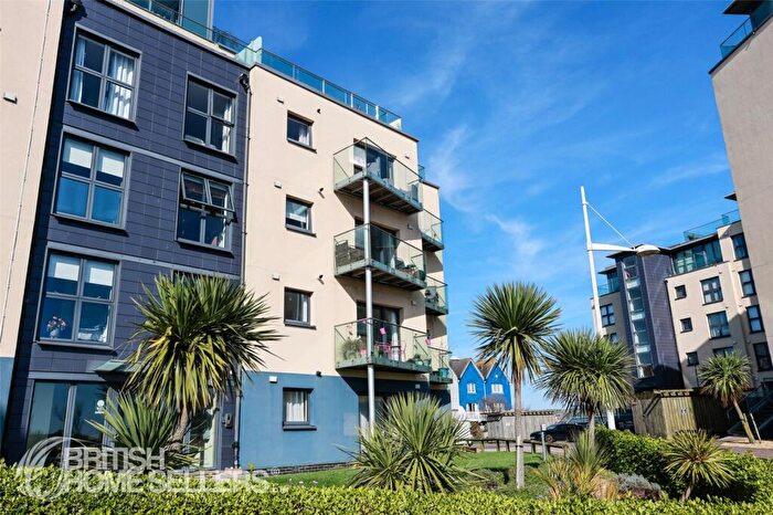 2 Bedroom Apartment For Sale In West Quay, Newhaven, East Sussex, BN9