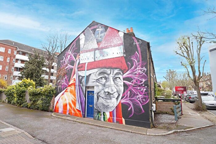 2 Bedroom House For Sale In Lucas Road, Anerley, London, SE20