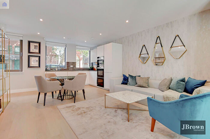 2 Bedroom Apartment To Rent In Wentworth Street, London, E1