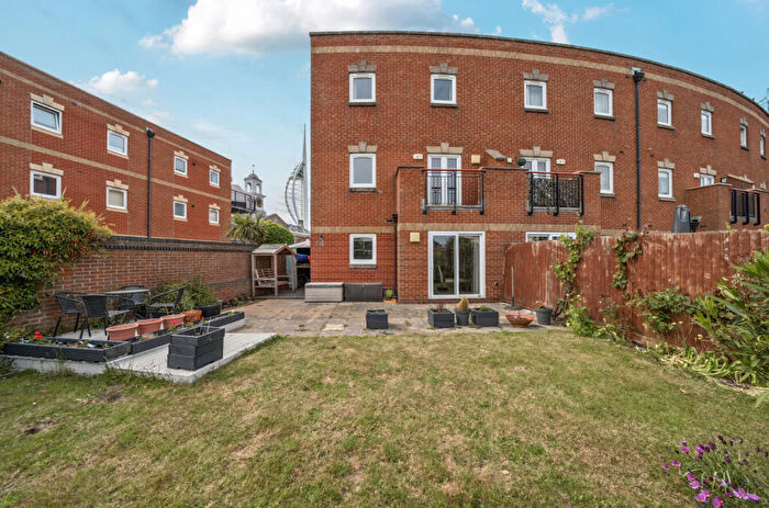 4 Bedroom End Of Terrace House For Sale In Minerva Crescent, Gunwharf Quays, Portsmouth, PO1