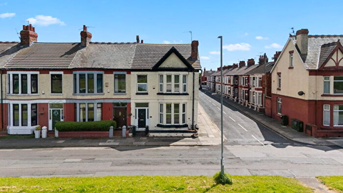 4 Bedroom End Of Terrace House For Sale In Grant Avenue, Wavertree, Liverpool, L15