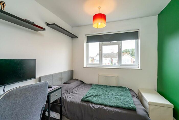 2 Bedroom Semi-Detached Bungalow For Sale In Abbottsbury, Pagham, Bognor Regis, PO21