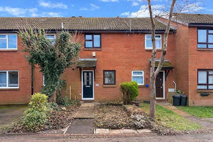 2 Bedroom Terraced House For Sale In Cygnus Gardens, Dibden, Southampton, SO45