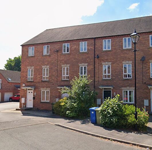 6 Bedroom Town House For Sale In Denbigh Avenue, Worksop, S81