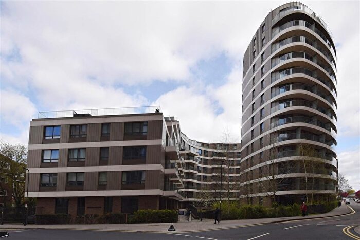 2 Bedroom Flat For Sale In North End Road, Wembley, Middlesex, HA9