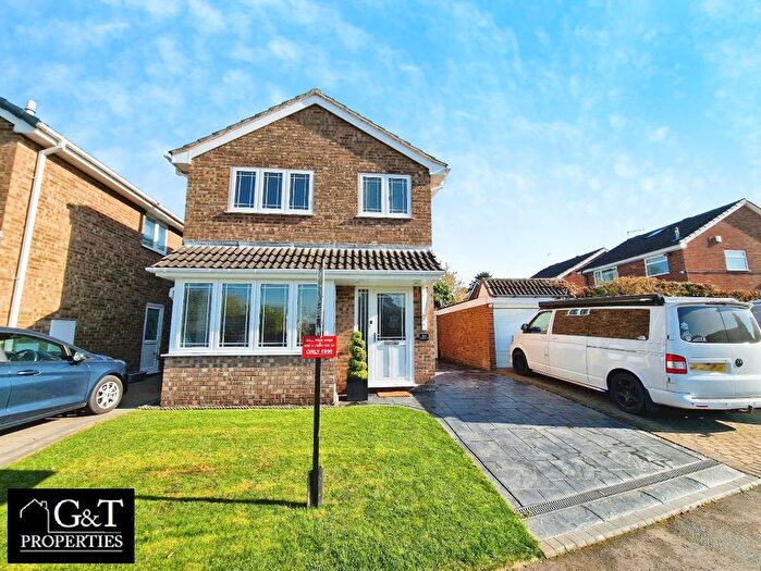 3 Bedroom Detached House For Sale In Millfields Way, Wombourne, Wolverhampton, WV5