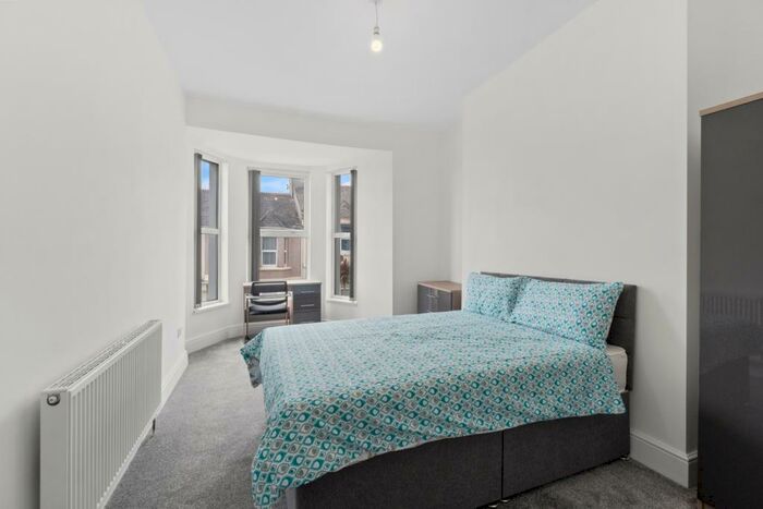 6 Bedroom Terraced House To Rent In Baring Street, Plymouth, Devon, PL4