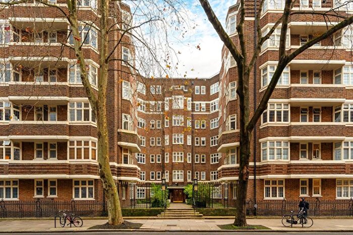 Studio For Sale In Judd Street, Bloomsbury, WC1H