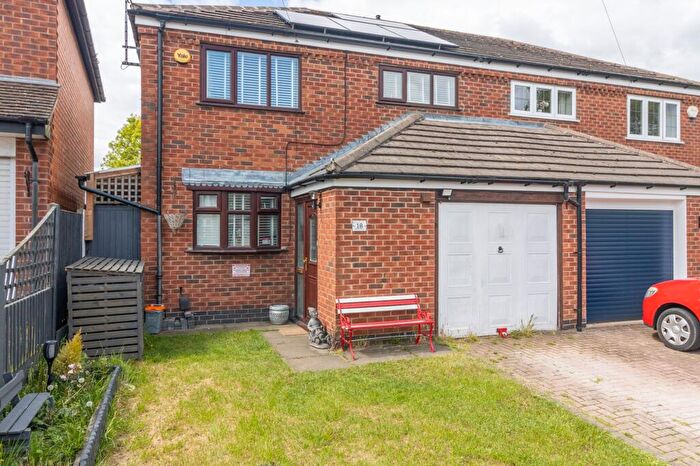 3 Bedroom Semi Detached House For Sale In Glen Park Avenue, Glenfield, LE3