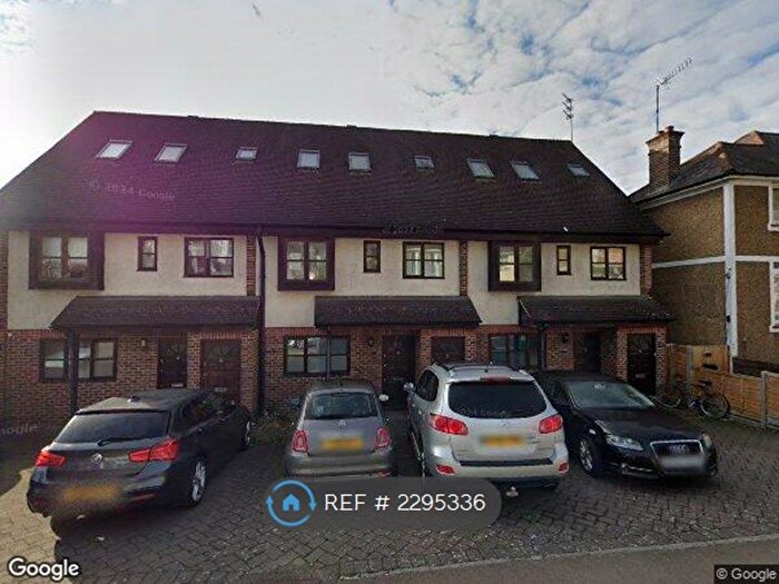 1 Bedroom Maisonette To Rent In Garlands Road, Redhill, RH1