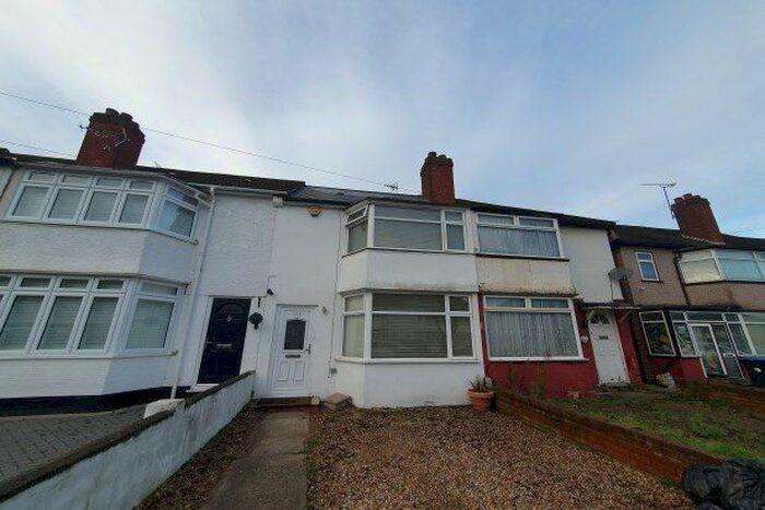 3 Bedroom Property To Rent In Tynemouth Drive, Enfield, EN1