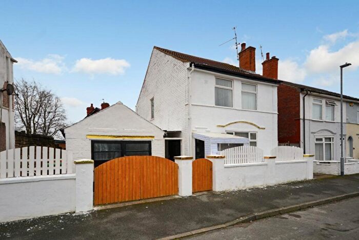 3 Bedroom Detached House For Sale In Grove Road, Sutton-In-Ashfield, Nottinghamshire, NG17