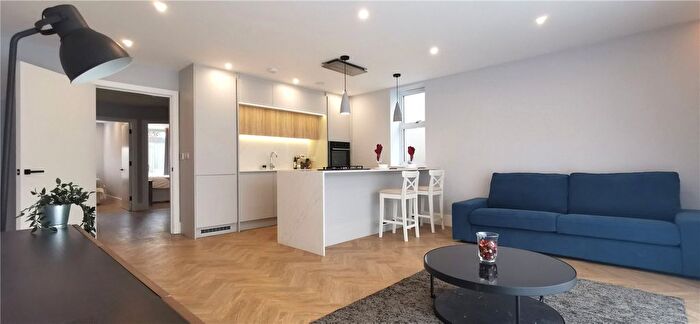 2 Bedroom Flat To Rent In Draycott Avenue, Aon House, Harrow, HA3