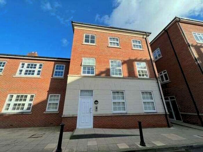 2 Bedroom Apartment To Rent In Heligan House, Dickens Heath, Solihull, B90