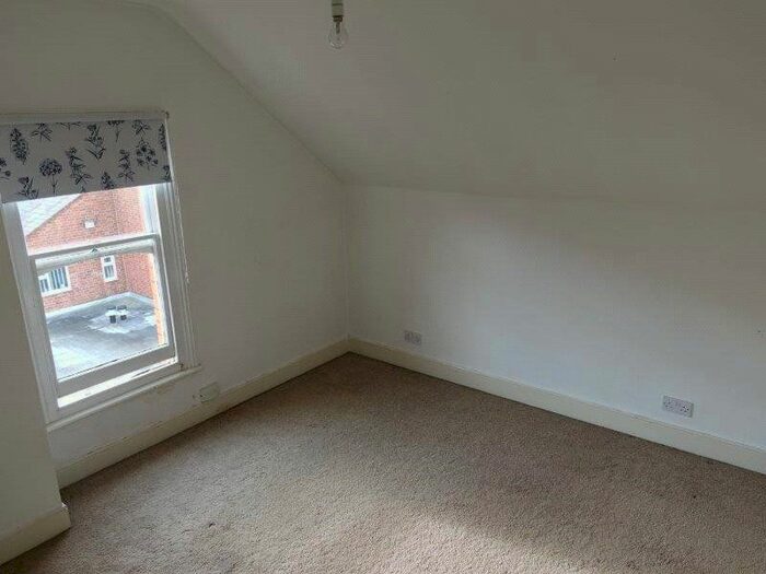 3 Bedroom Maisonette To Rent In Bostock Avenue, Abington, Northampton, NN1