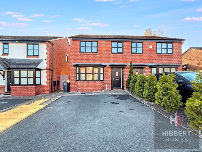 3 Bedroom Semi Detached House To Rent In Bowler Place, Stockport, SK3