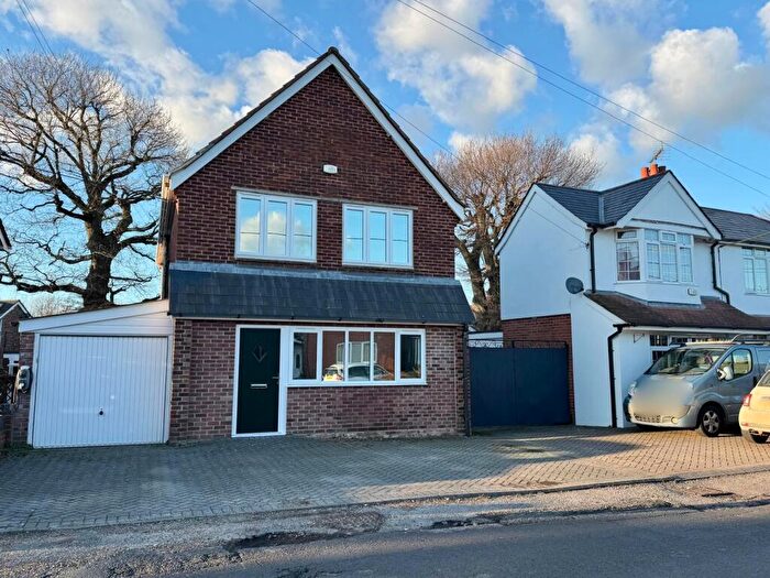 3 Bedroom House To Rent In Chapel Road, West End, Southampton, SO30