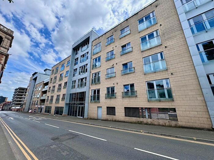2 Bedroom Apartment To Rent In North West, City Centre, NG1