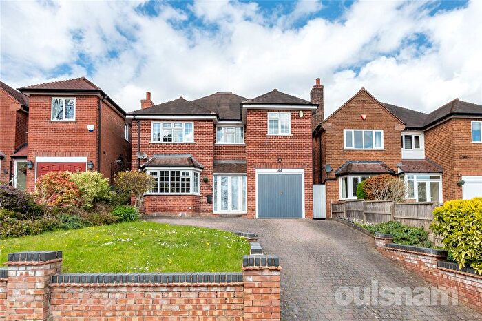 4 Bedroom Detached House For Sale In South Road, Northfield, Birmingham, B31