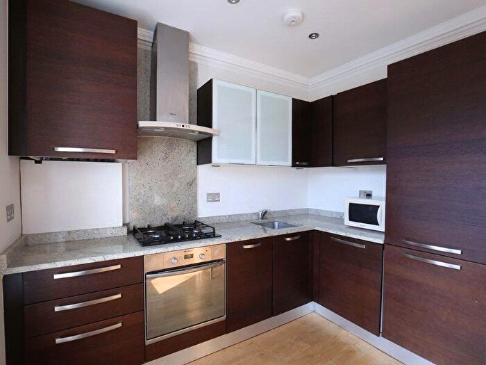 2 Bedroom Apartment To Rent In Holloway Road, Holloway, London, N7