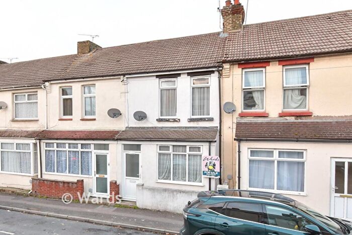 3 Bedroom Terraced House For Sale In Burnt Oak Terrace, Gillingham, Kent, ME7