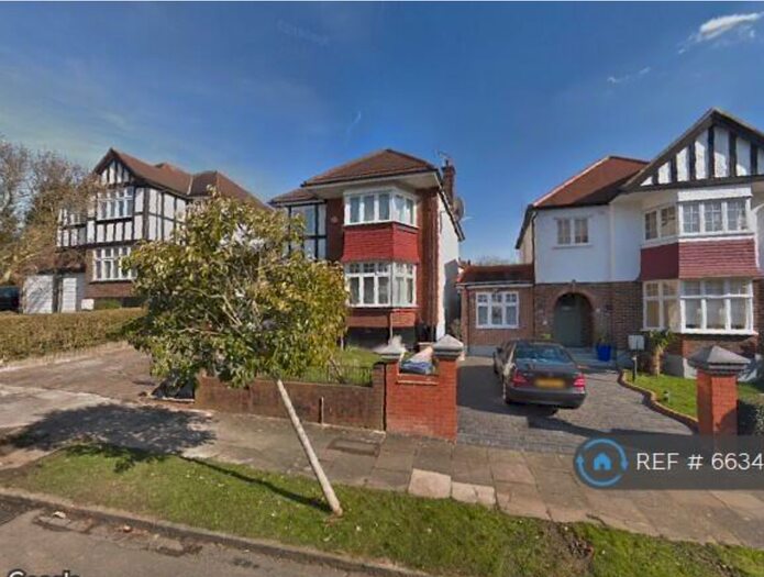 4 Bedroom Detached House To Rent In Corringham Road, Wembley, Greater London HA9