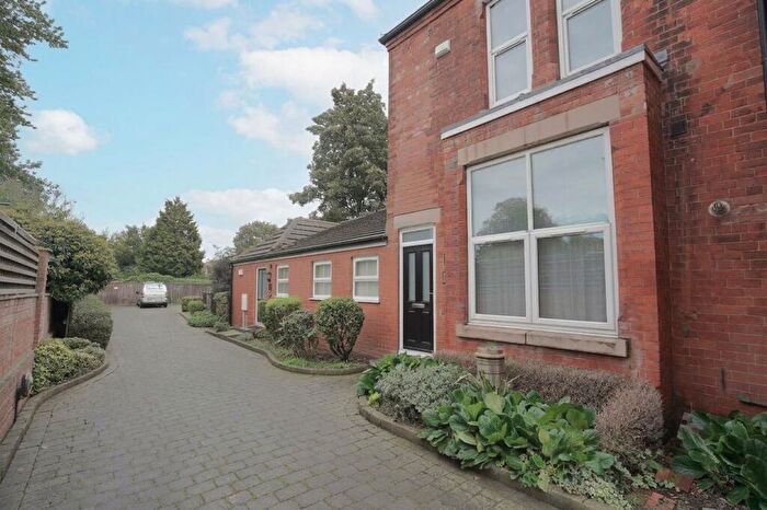 2 Bedroom Terraced House For Sale In Welholme Road, Grimsby, DN32
