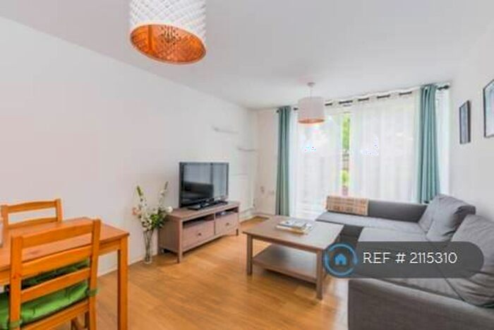 1 Bedroom Flat To Rent In Old Barrowfield, London, E15