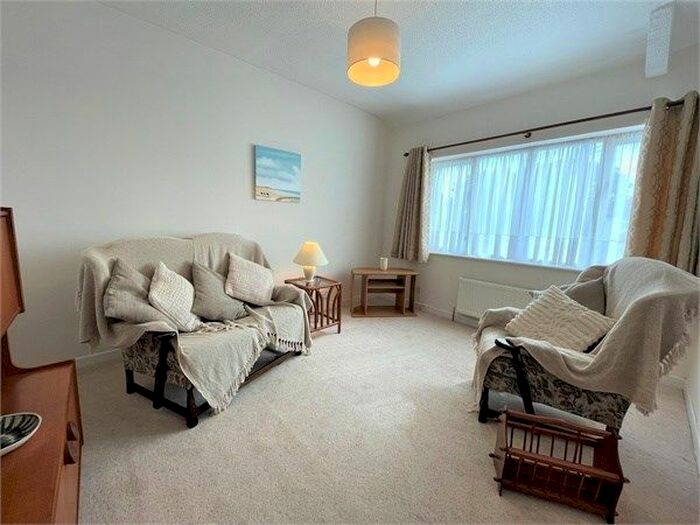 1 Bedroom Flat To Rent In Maes Y Gwernen Road, Cwmrhydyceirw, Swansea, SA6