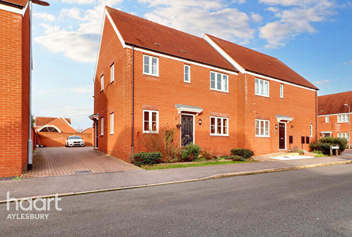 1 Bedroom Maisonette To Rent In Elmore Street, Aylesbury, HP18