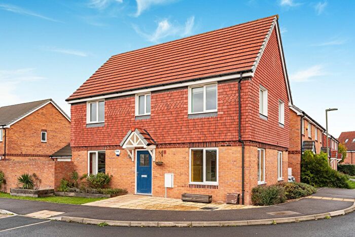 4 Bedroom Detached House For Sale In Buckthorn Crescent, Didcot, OX11