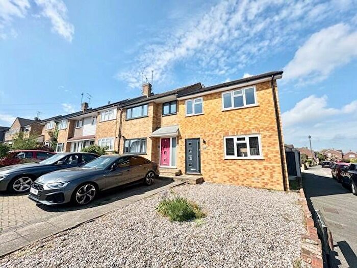 3 Bedroom End Of Terrace House To Rent In Heath Drive, Chelmsford, CM2