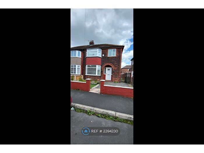 3 Bedroom Semi-Detached House To Rent In Bakewell Road, Manchester, M43